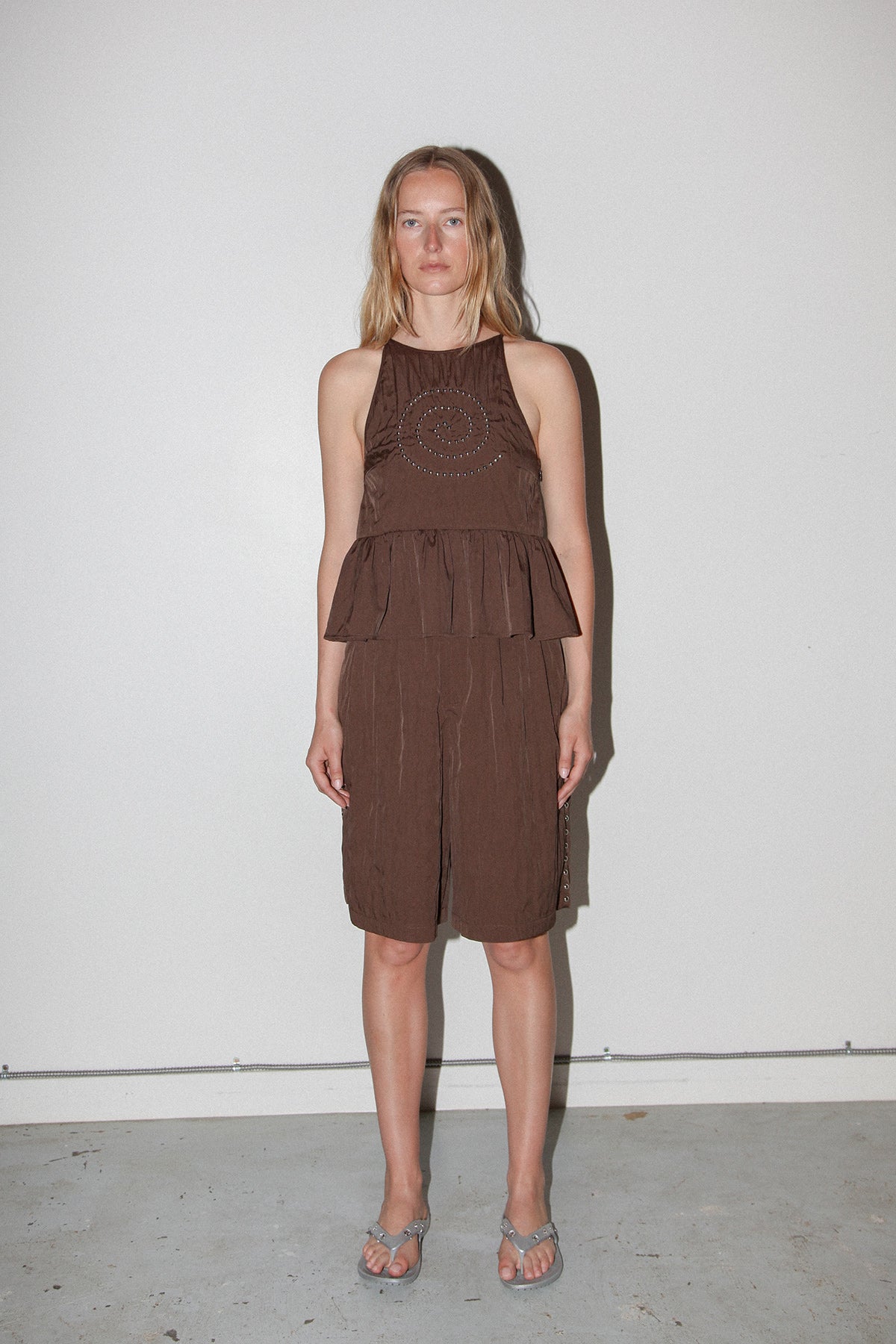 Rivet Trouser Short in Mud