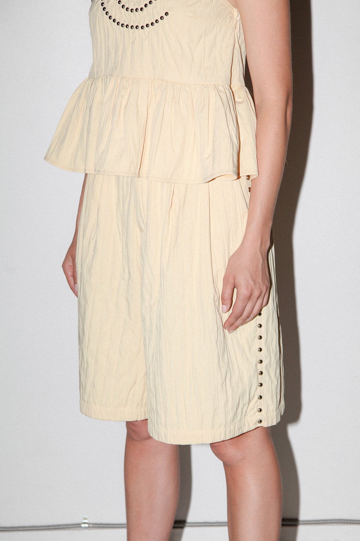 Rivet Trouser Short in Butter