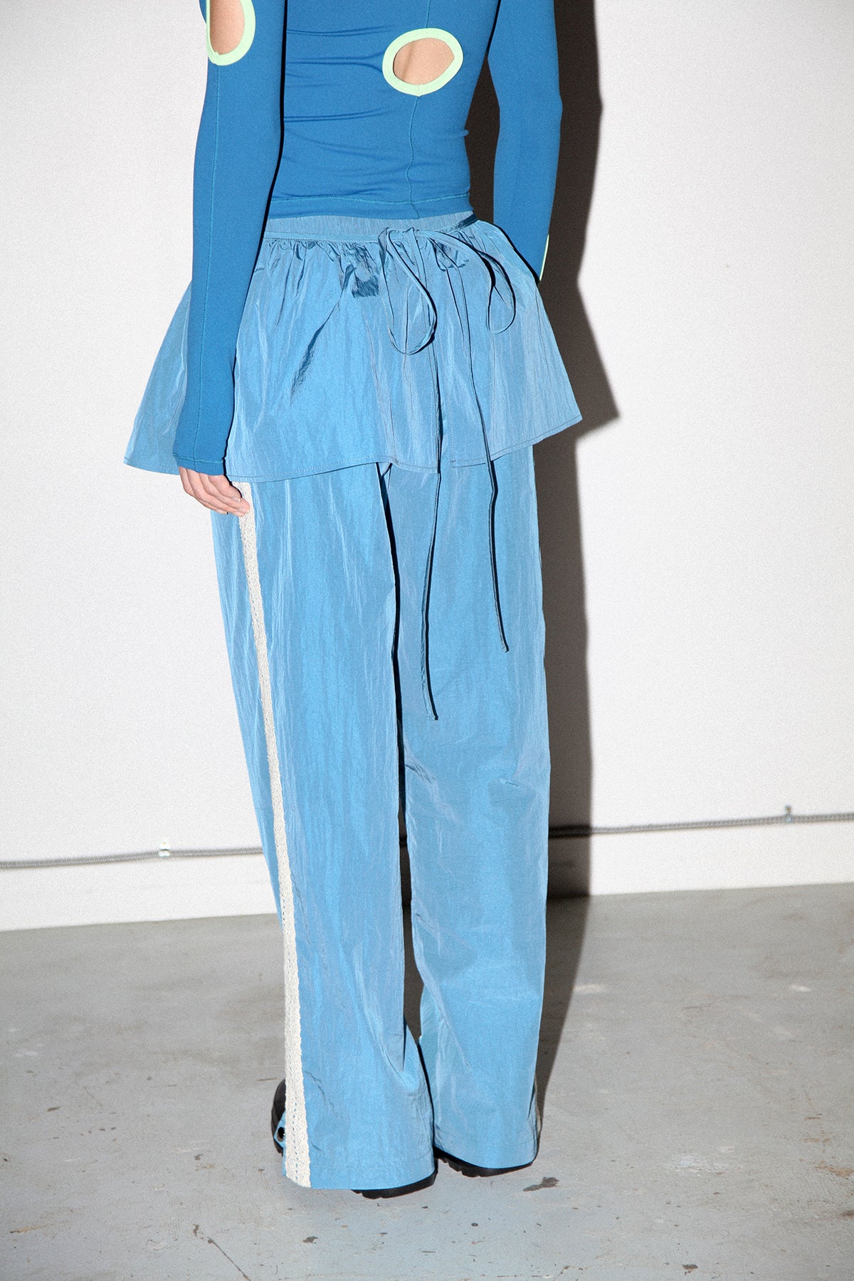 Peplum Apron in Lake