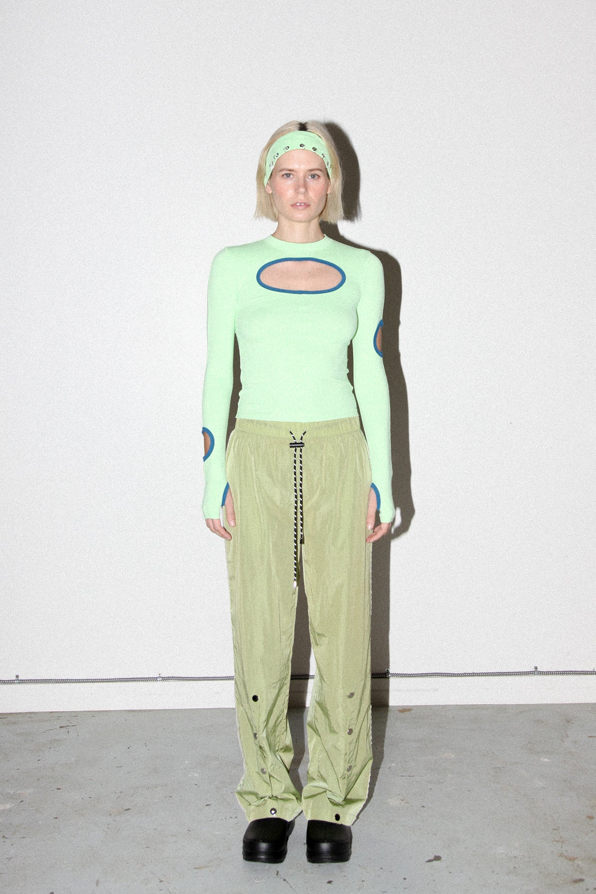 Split Track Pant in Algae