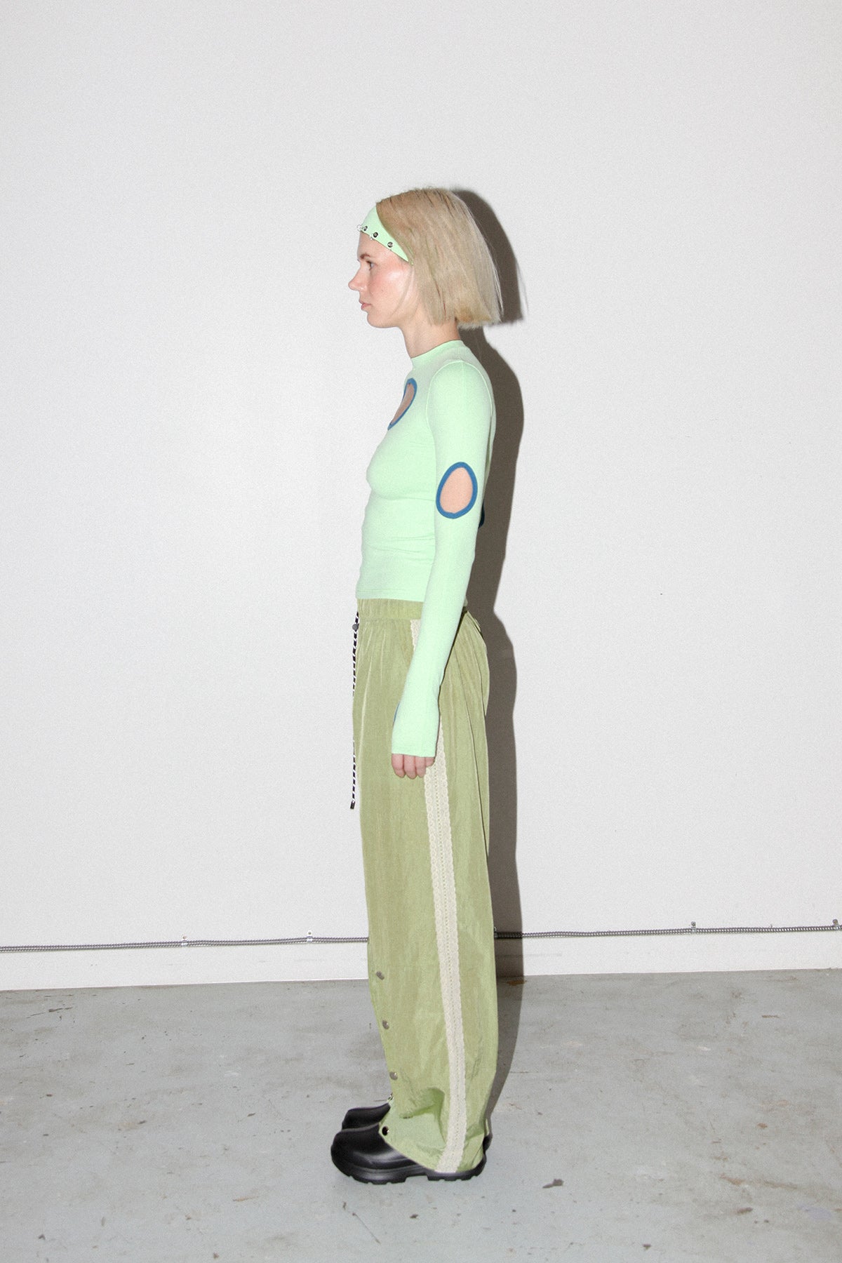 Split Track Pant in Algae