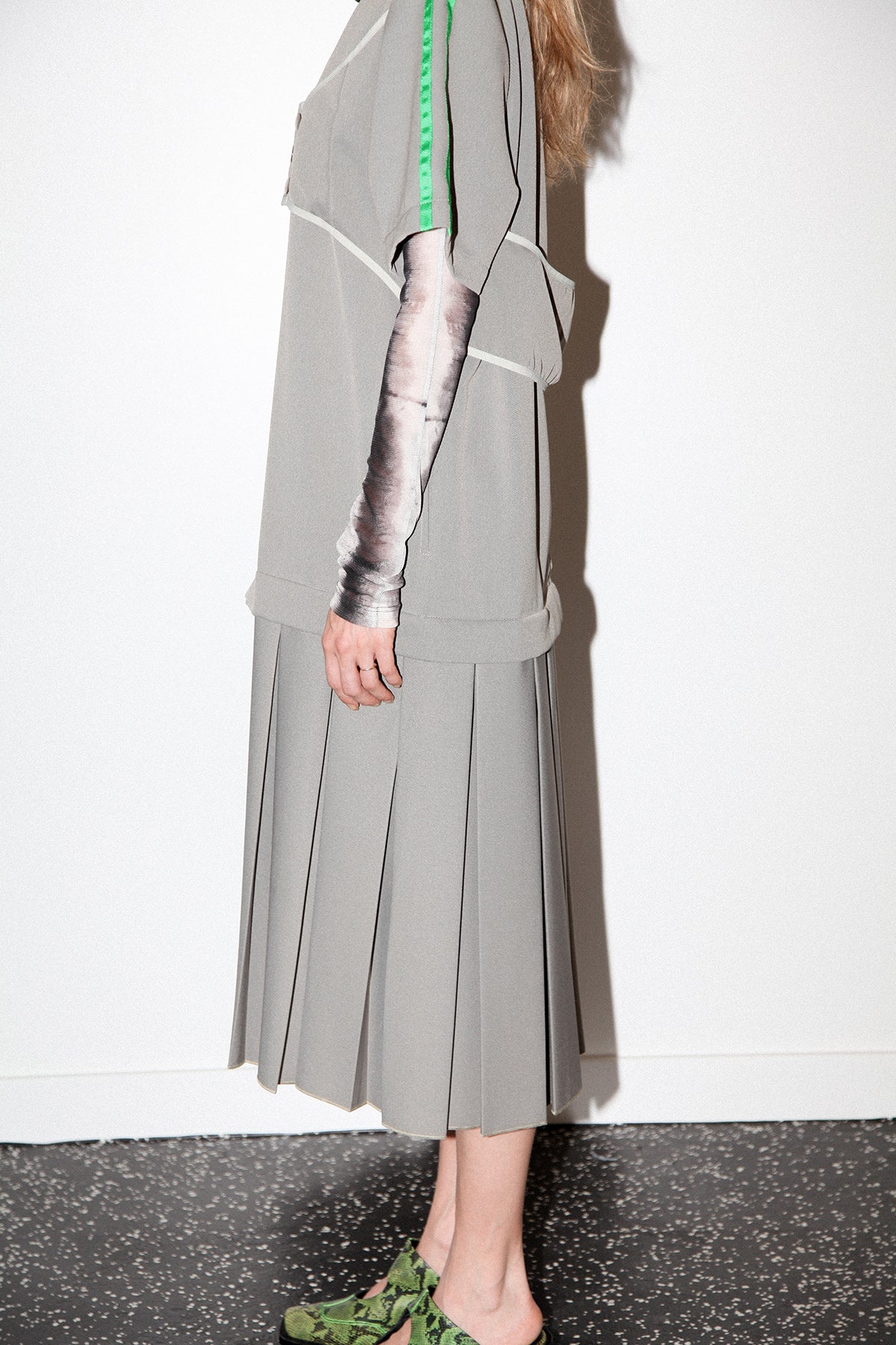 Box Pleat Dress in Ash