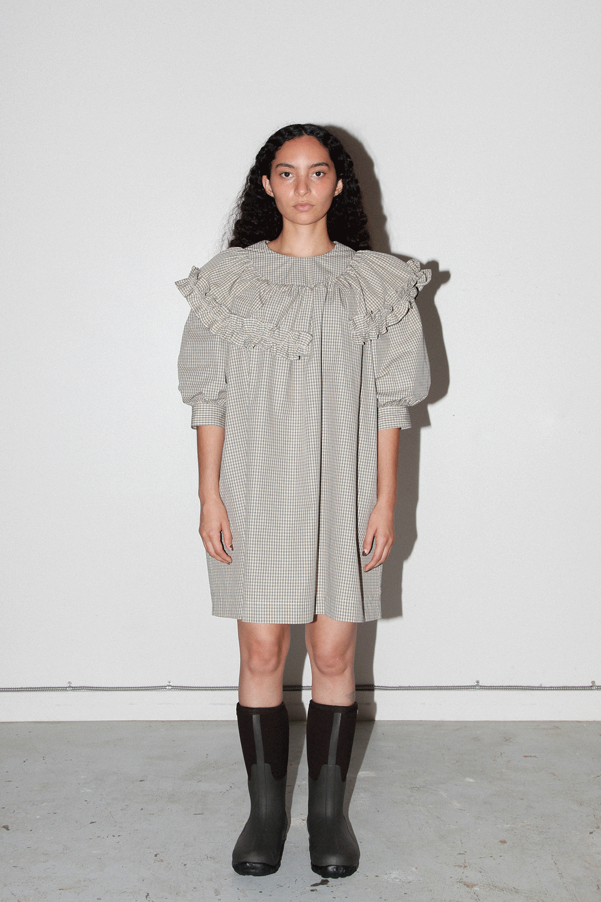 Plaid Mini Carve Dress in Cream Plaid