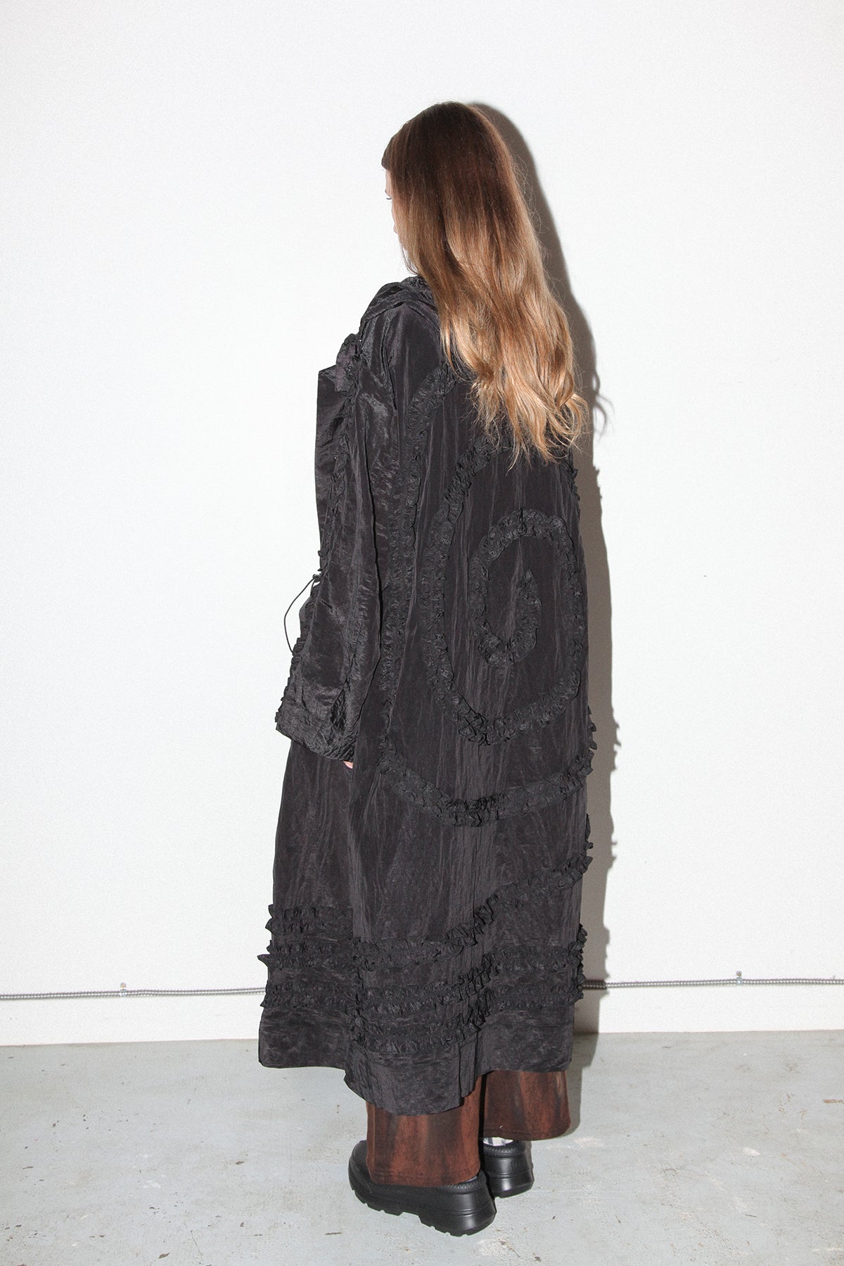 Spiral Windbreaker in Onyx