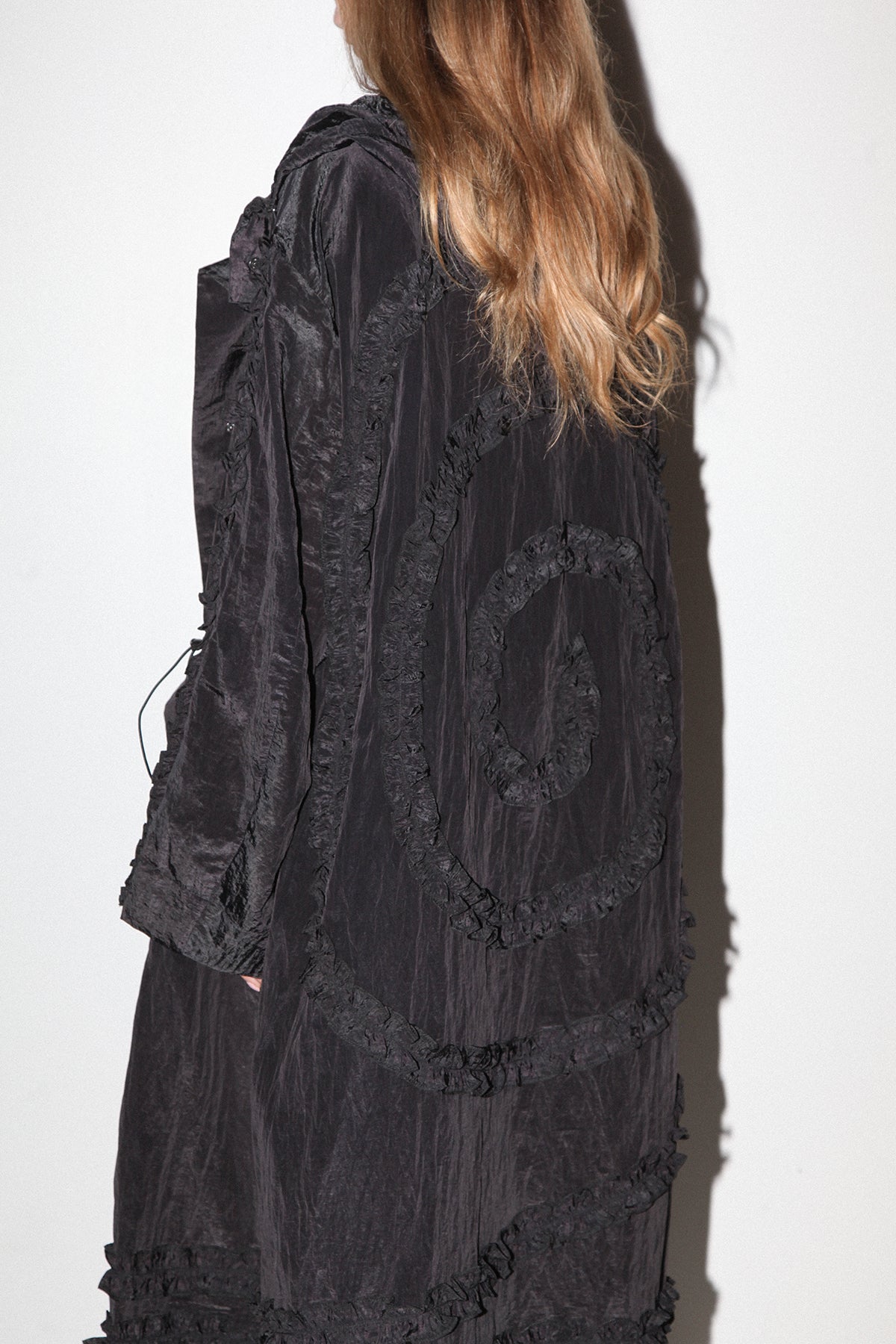 Spiral Windbreaker in Onyx