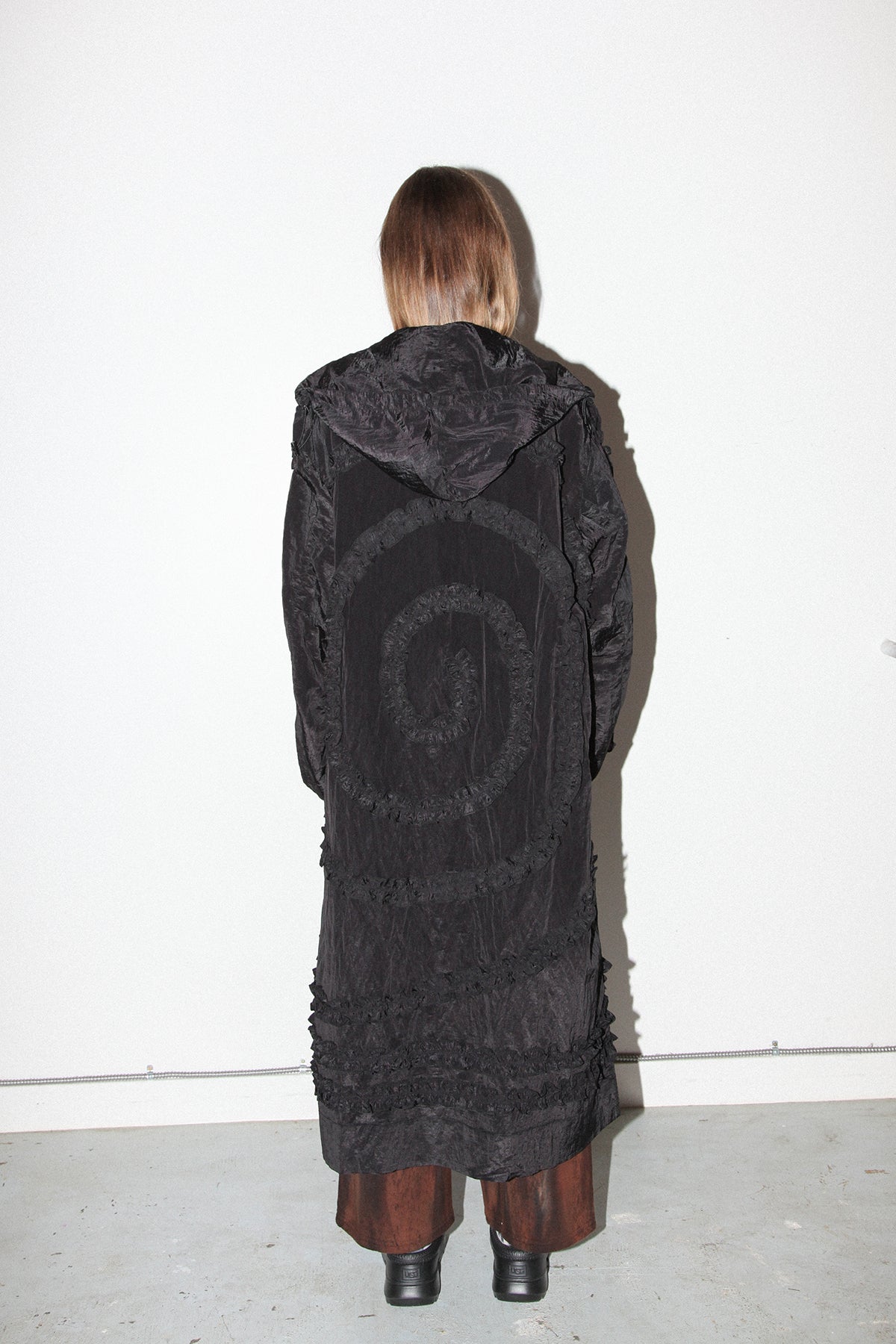 Spiral Windbreaker in Onyx