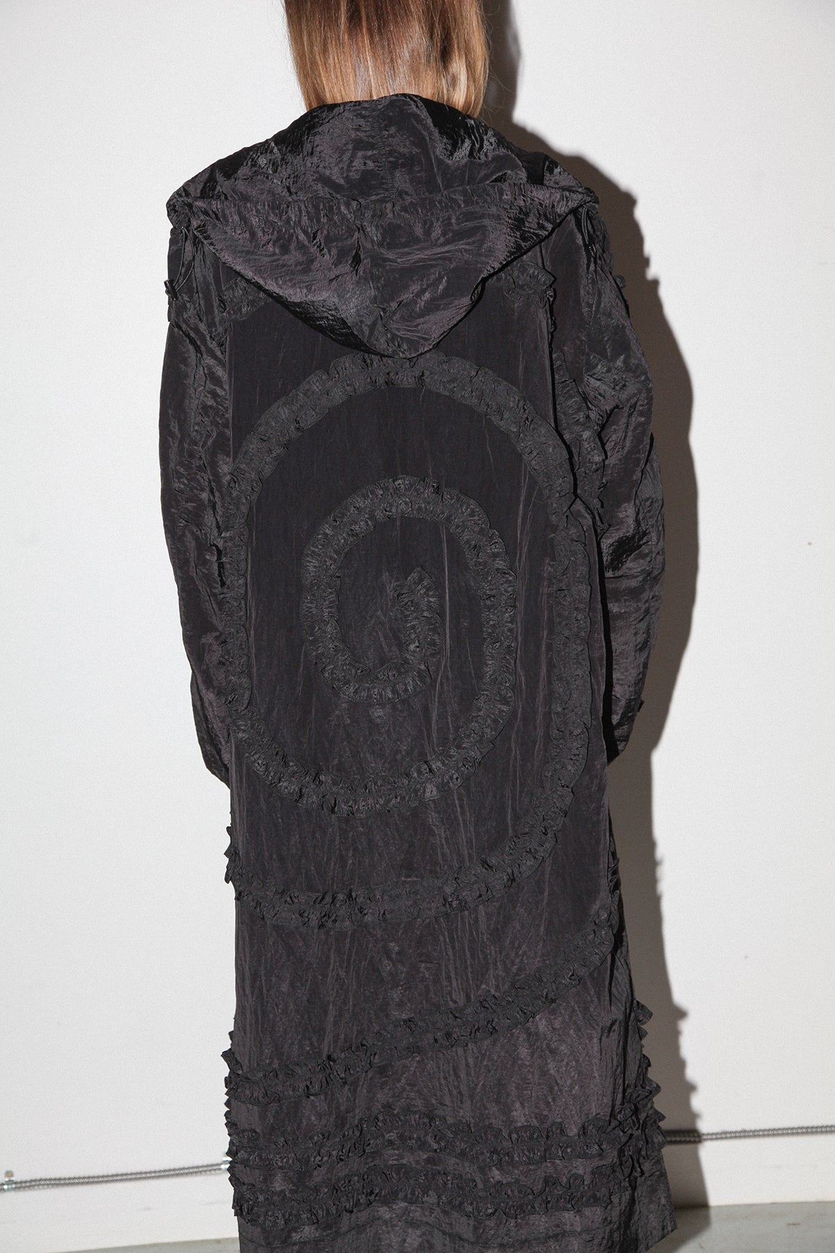 Spiral Windbreaker in Onyx