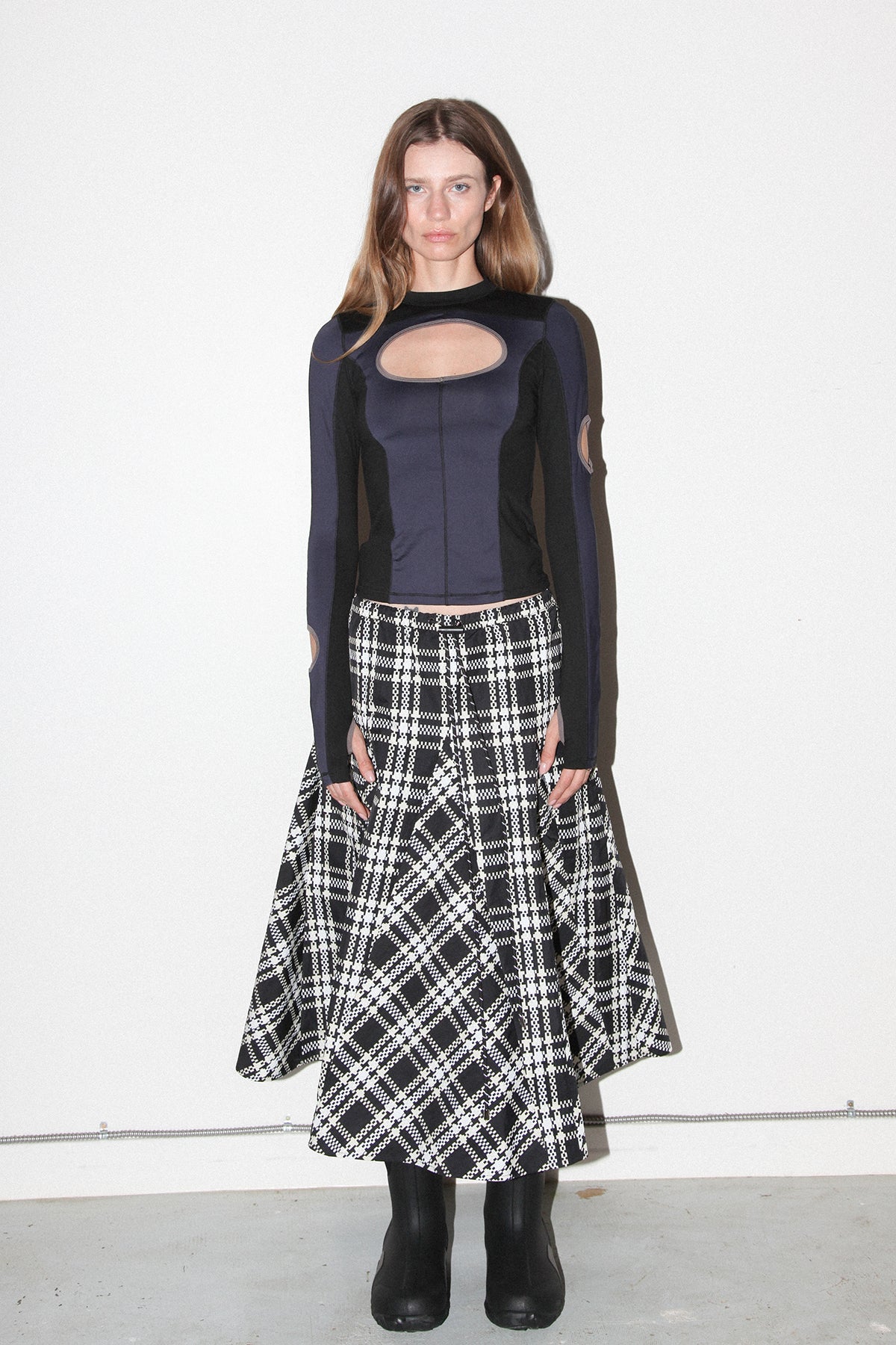 Plaid Peak Skirt in Black Plaid