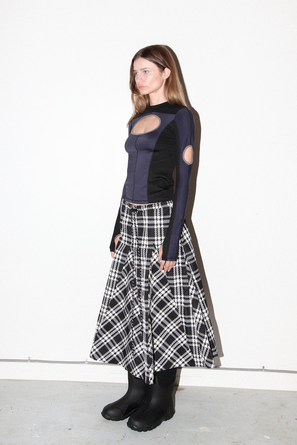 Plaid Peak Skirt in Black Plaid