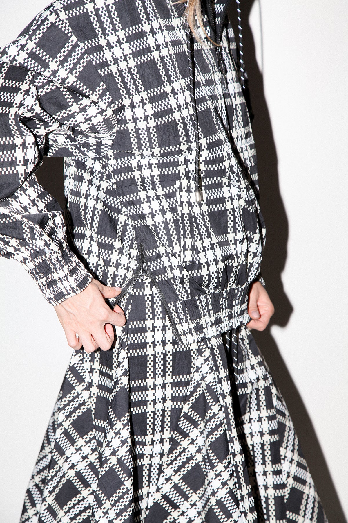 Plaid Trail Double Mockneck in Black Plaid