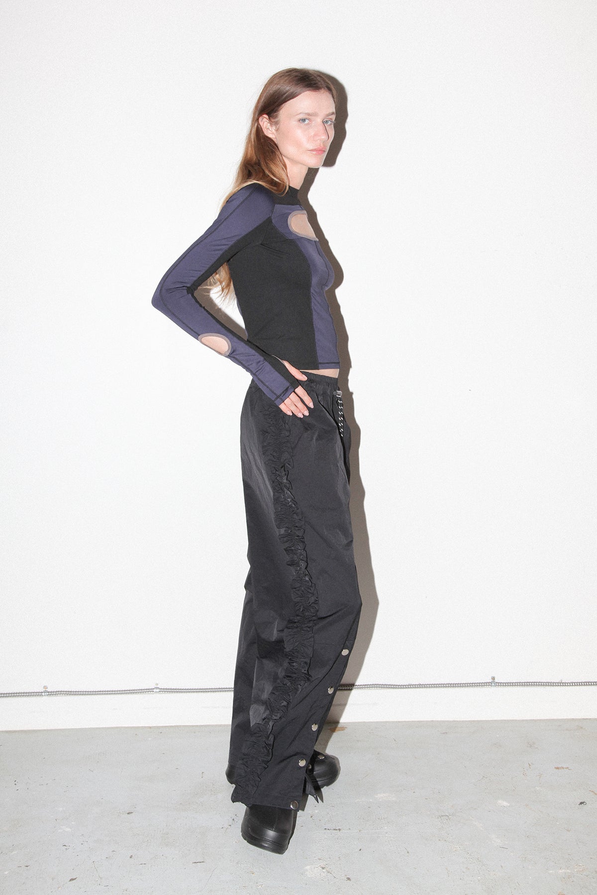 Ruffle Split Track Pant in Onyx