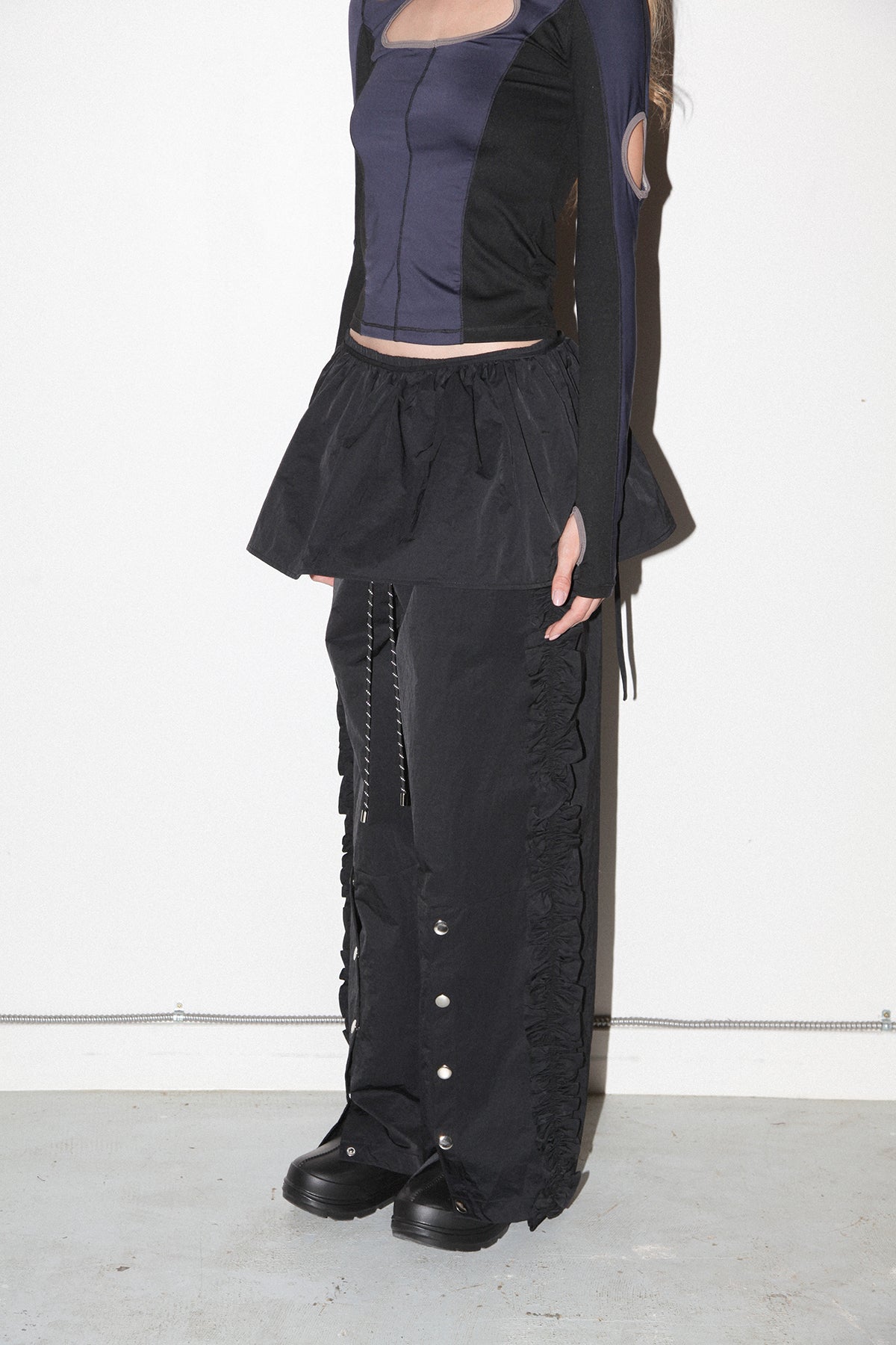 Nylon Peplum Apron in Onyx