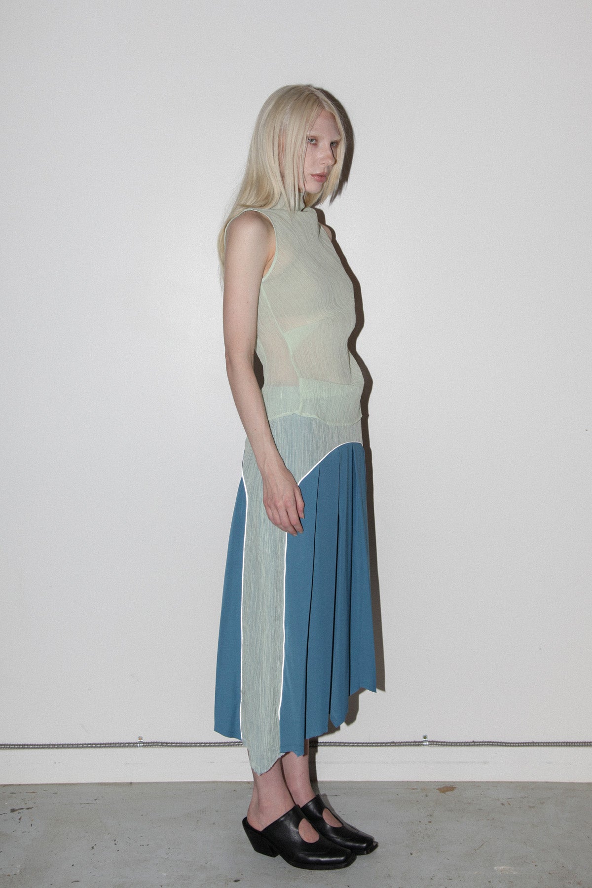 Organic Box Pleat Skirt in Lake