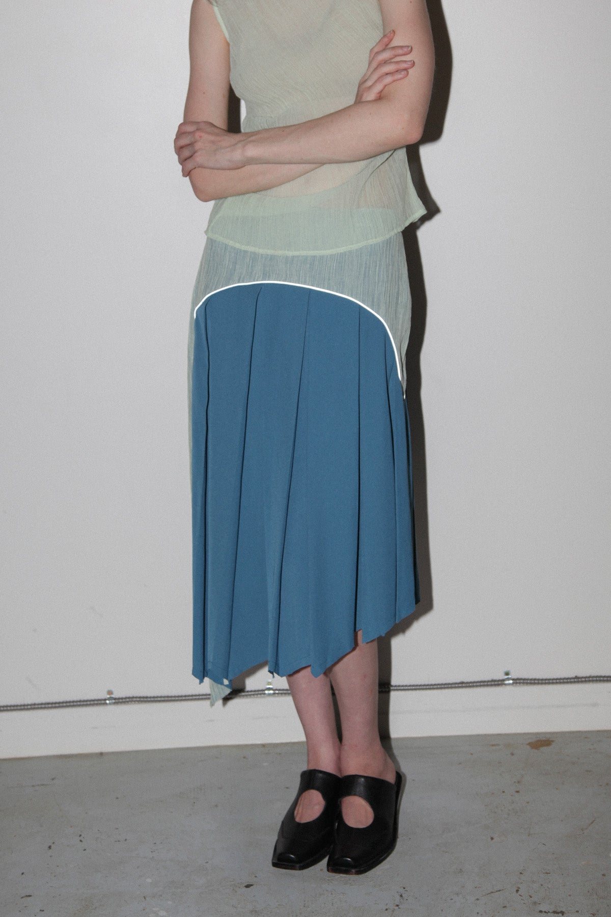 Organic Box Pleat Skirt in Lake