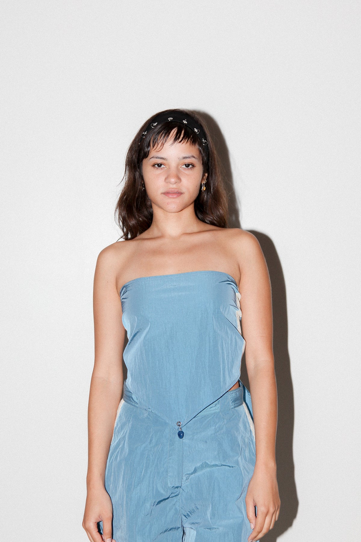 Track Kerchief in Lake