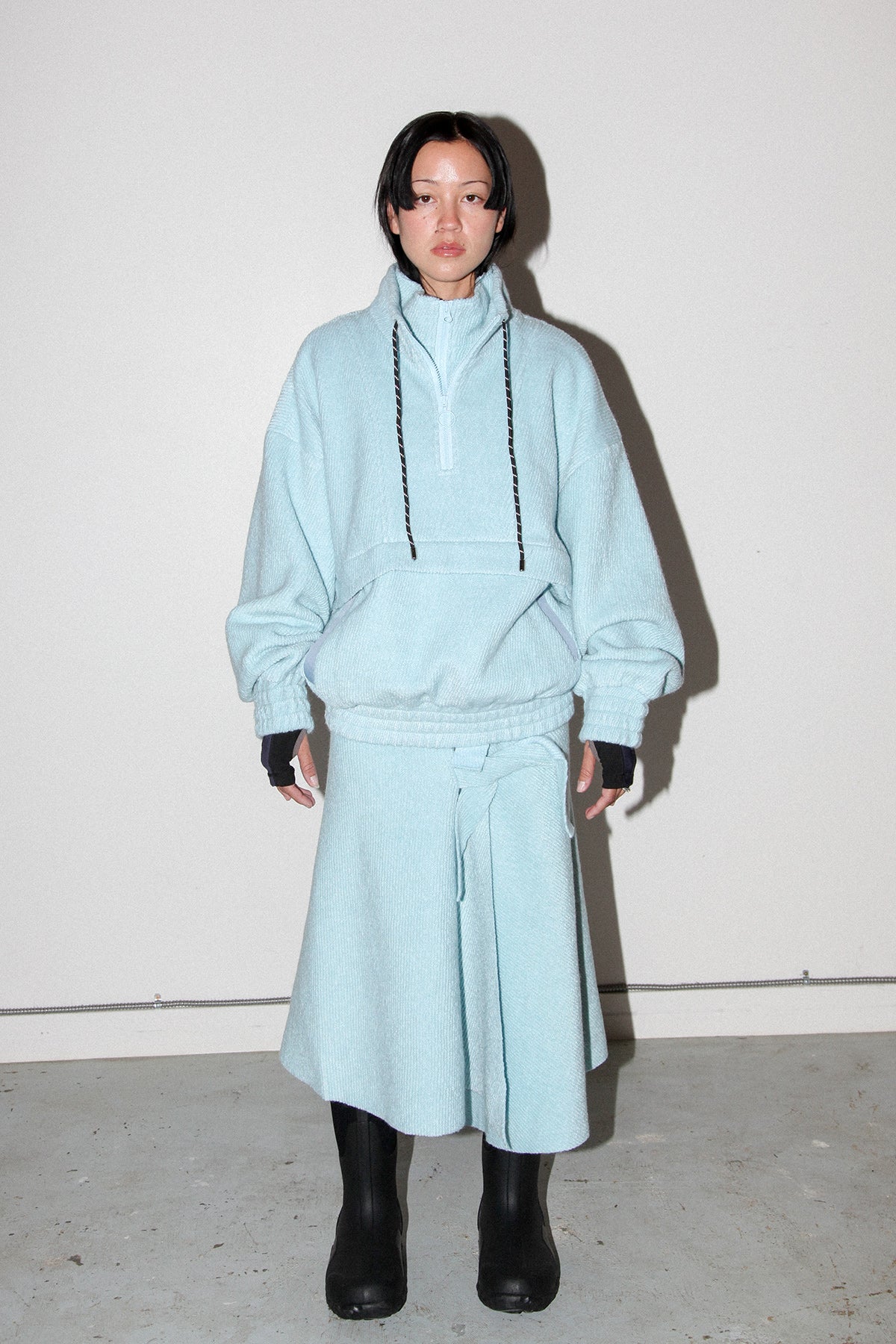 Trail Double Mockneck in Sky