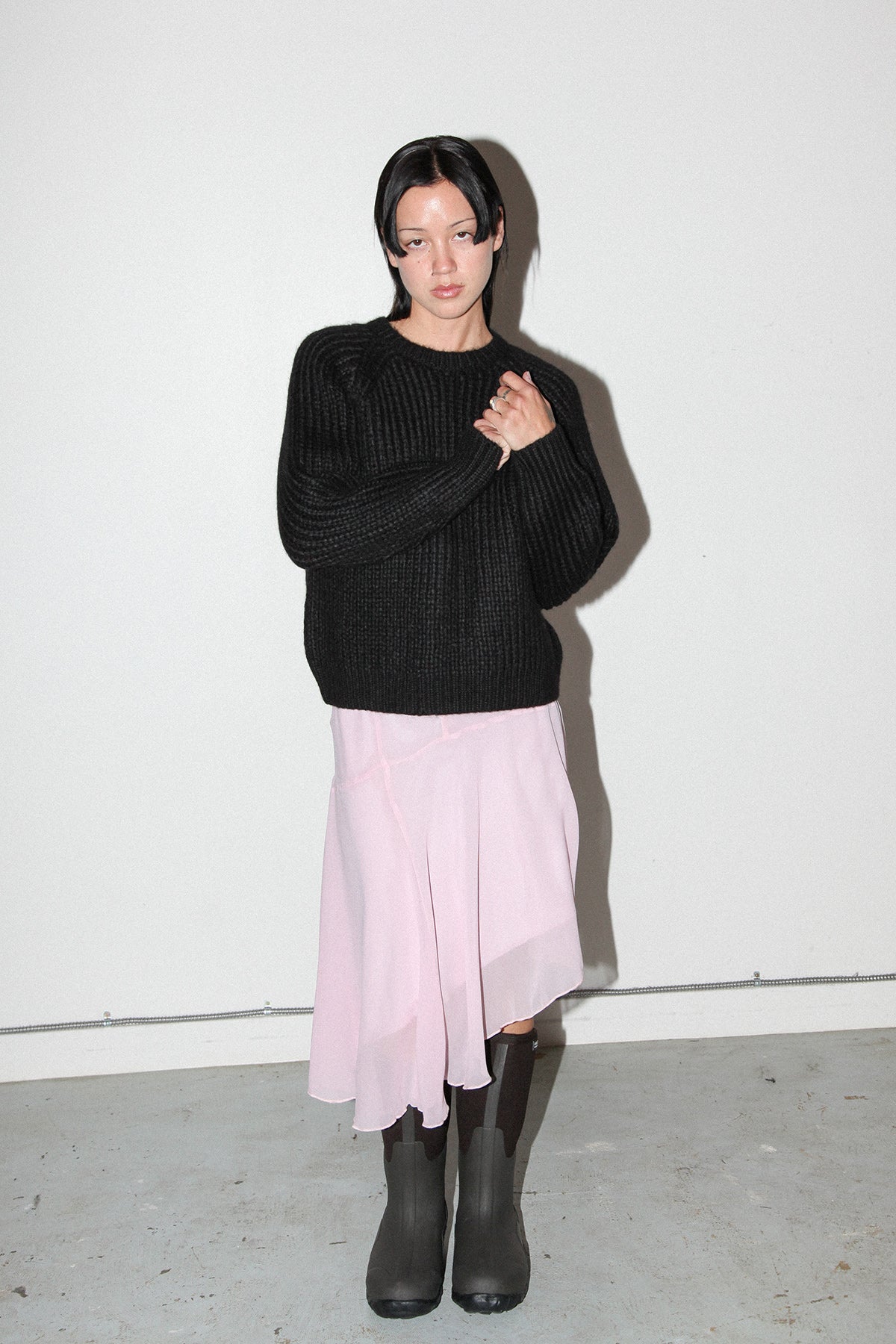 Polar Crewneck Sweater in Onyx