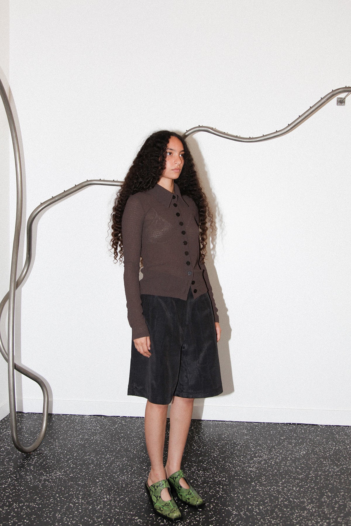 Bubble Scallop Top in Mud