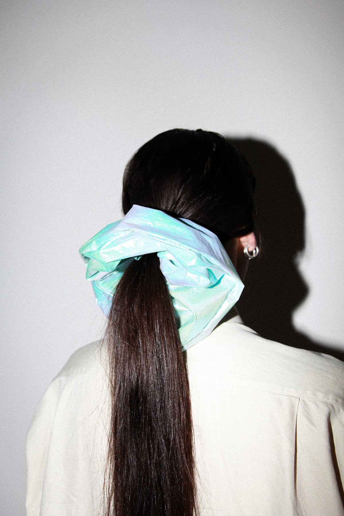 Grande Scrunchie in Dew Drop