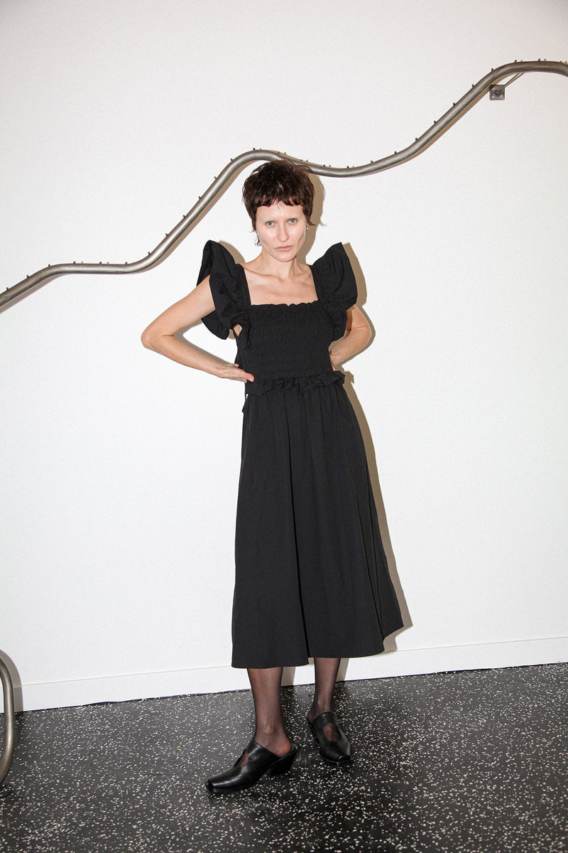 美品　ARTS&SCIENCE front smocking dress 美品 ARTS&SCIENCE front smocking dress 美品 ARTS&SCIENCE