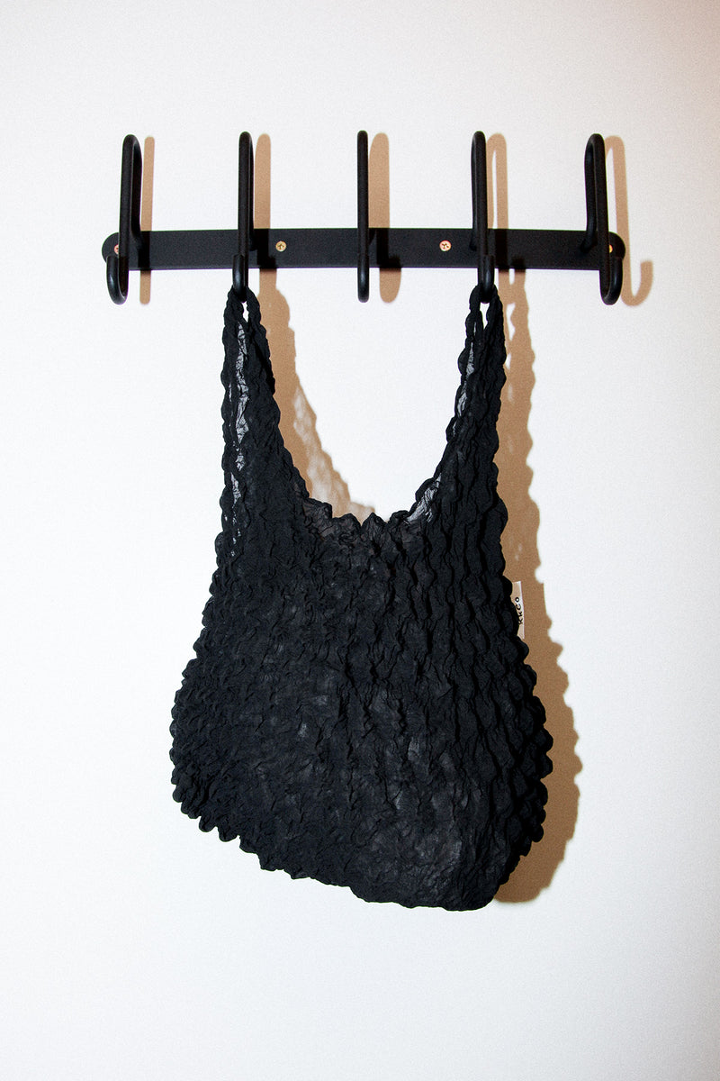 バッグ MASU 22ss popcorn bag MASU(エムエーエスユー)の“LIPS AND TONGUE” POPCORN BAG(バッグ