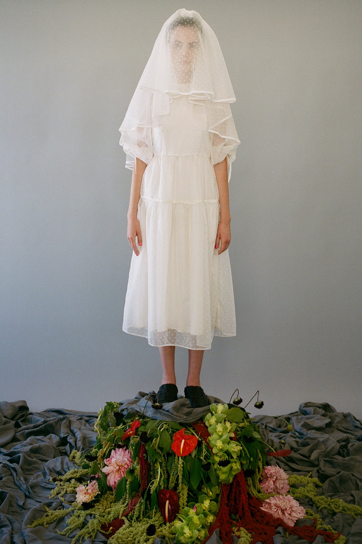 Hus Dress in Ice Dot Organza