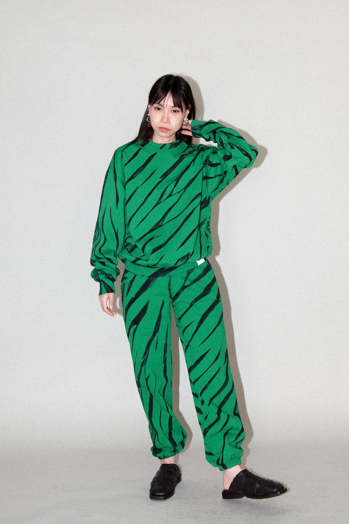 Roller Dye Sweatpant in Grass