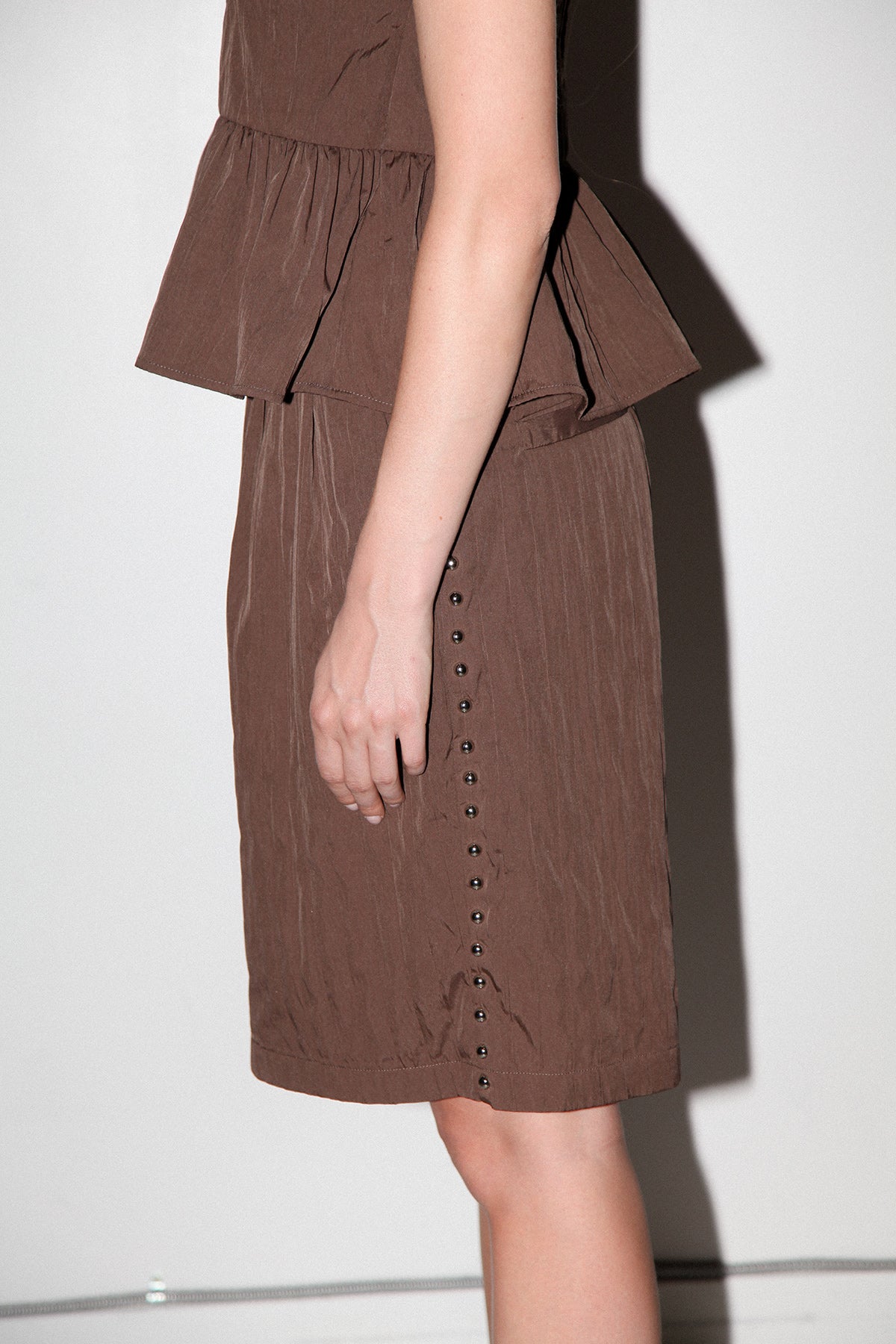 Rivet Trouser Short in Mud
