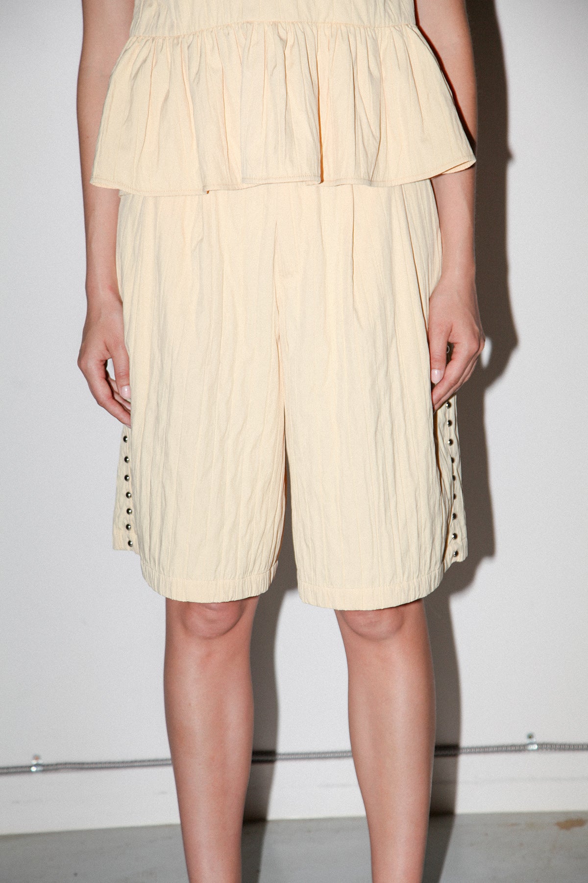 Rivet Trouser Short in Butter