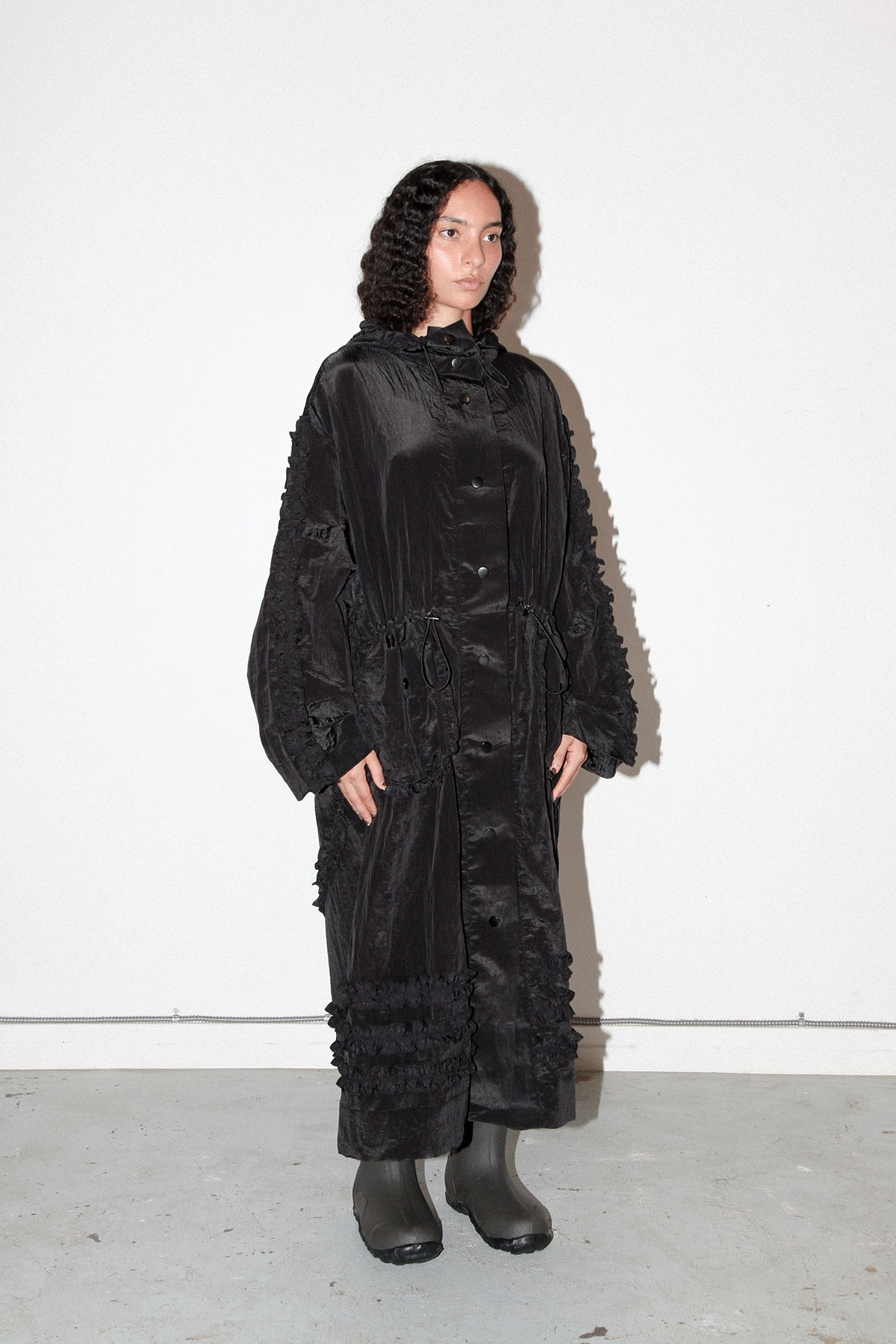Spiral Windbreaker in Onyx