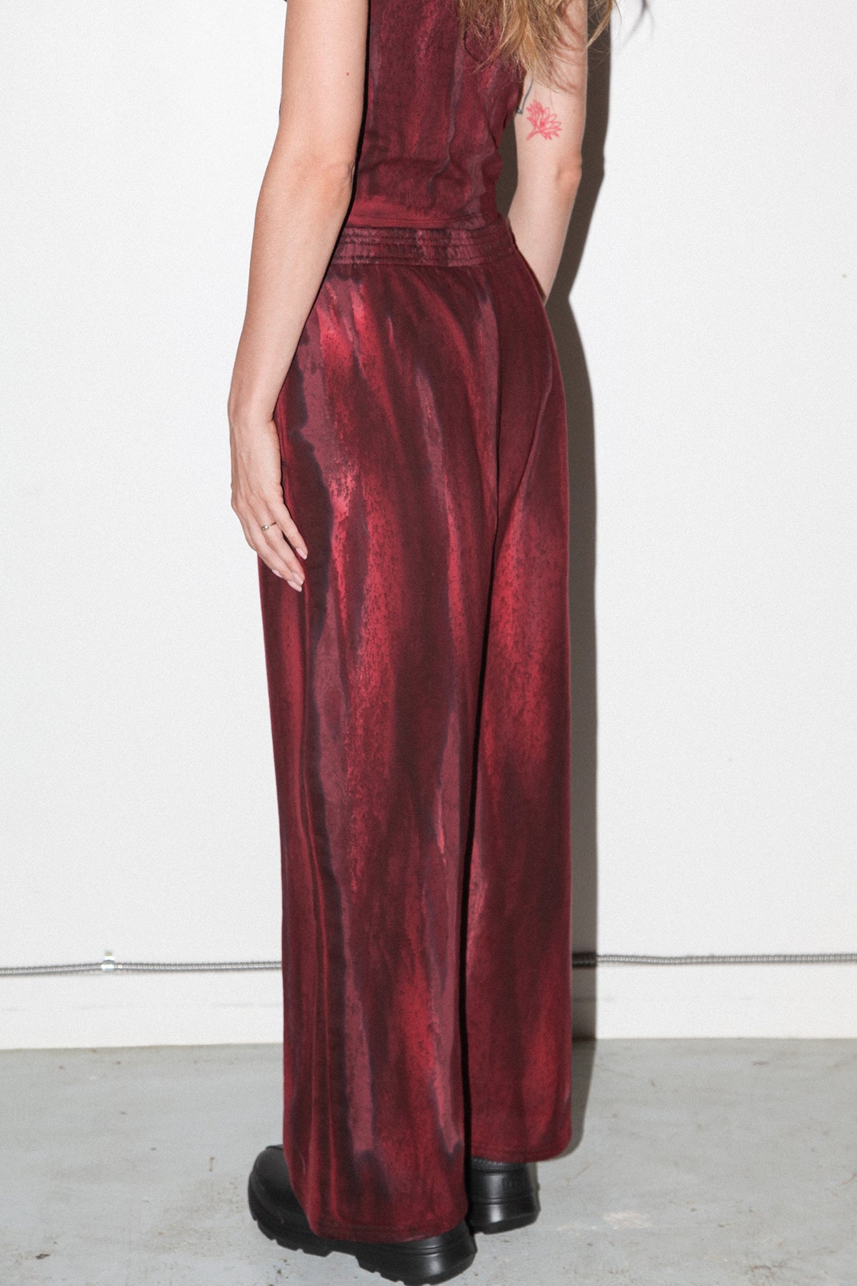 Mineral Dye Sweatpant in Wine