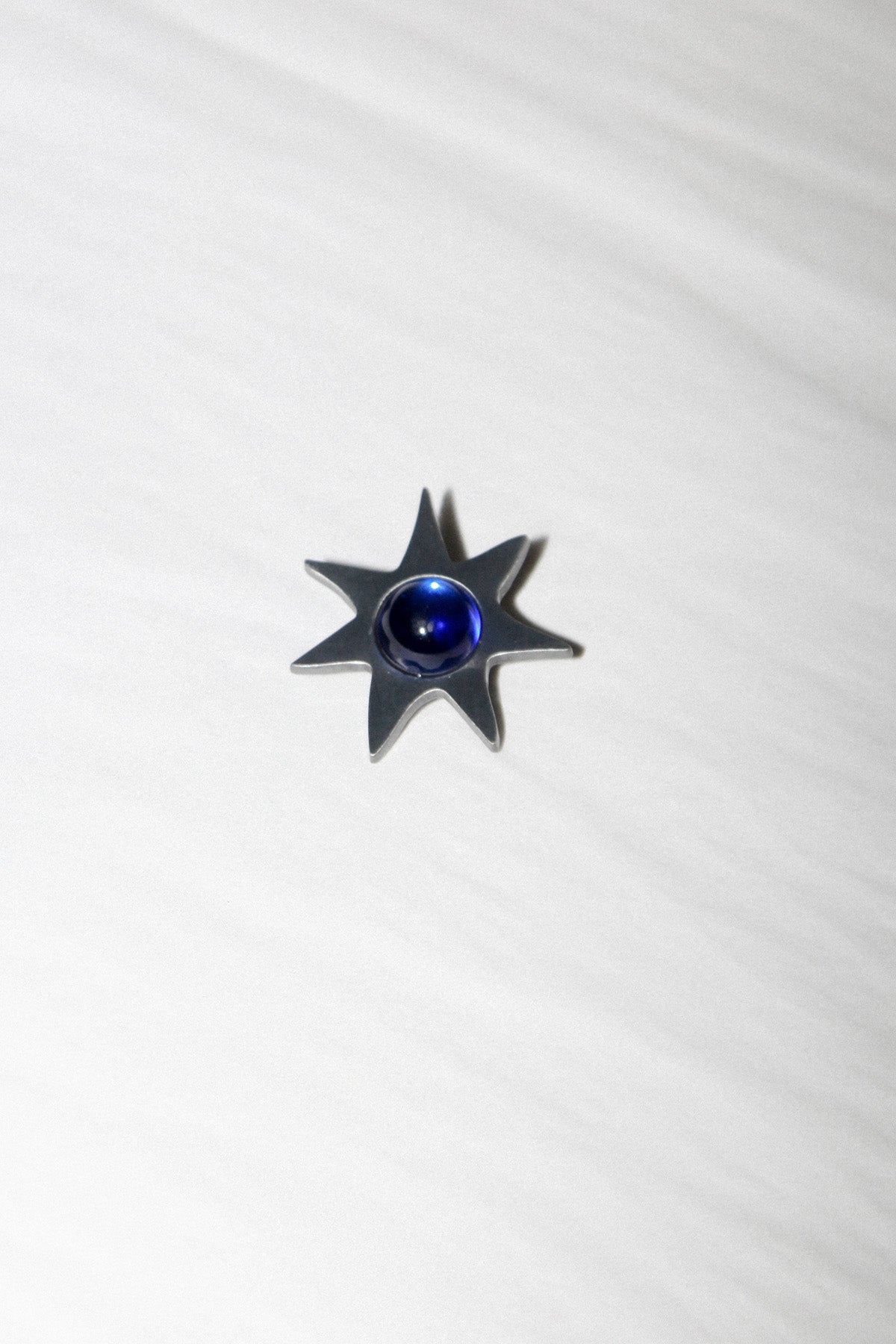 Gem Star Brooch in Silver / Blue