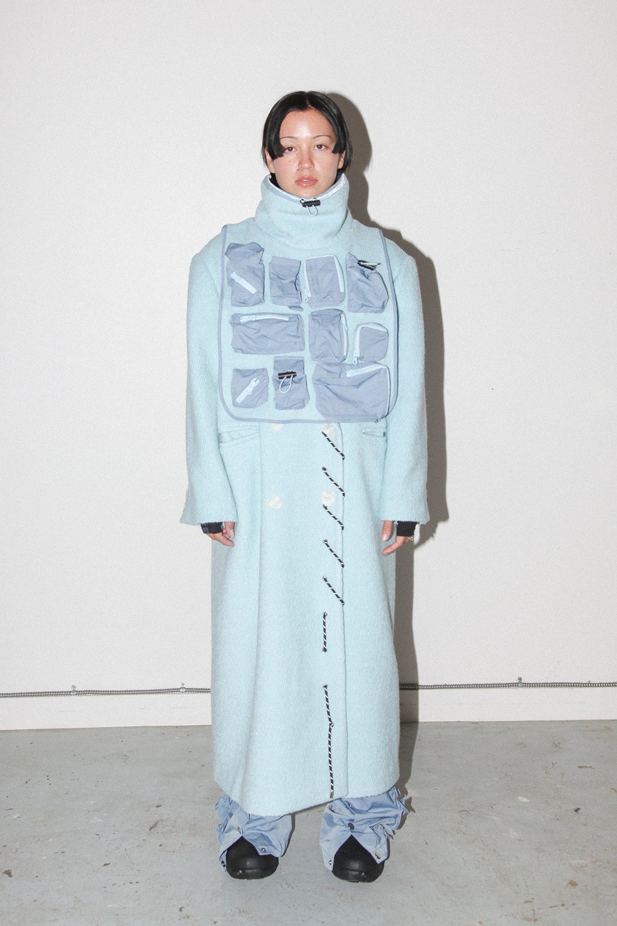 Loop Utility Bib in Sky