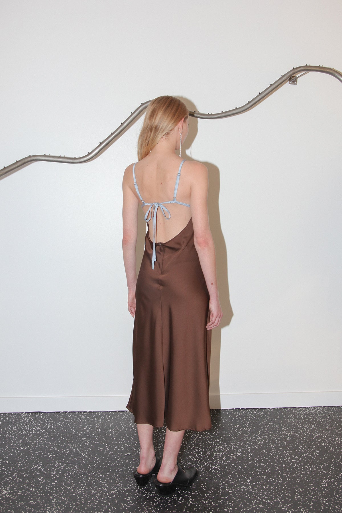 Studio 115 Contrast Slip in Chocolate