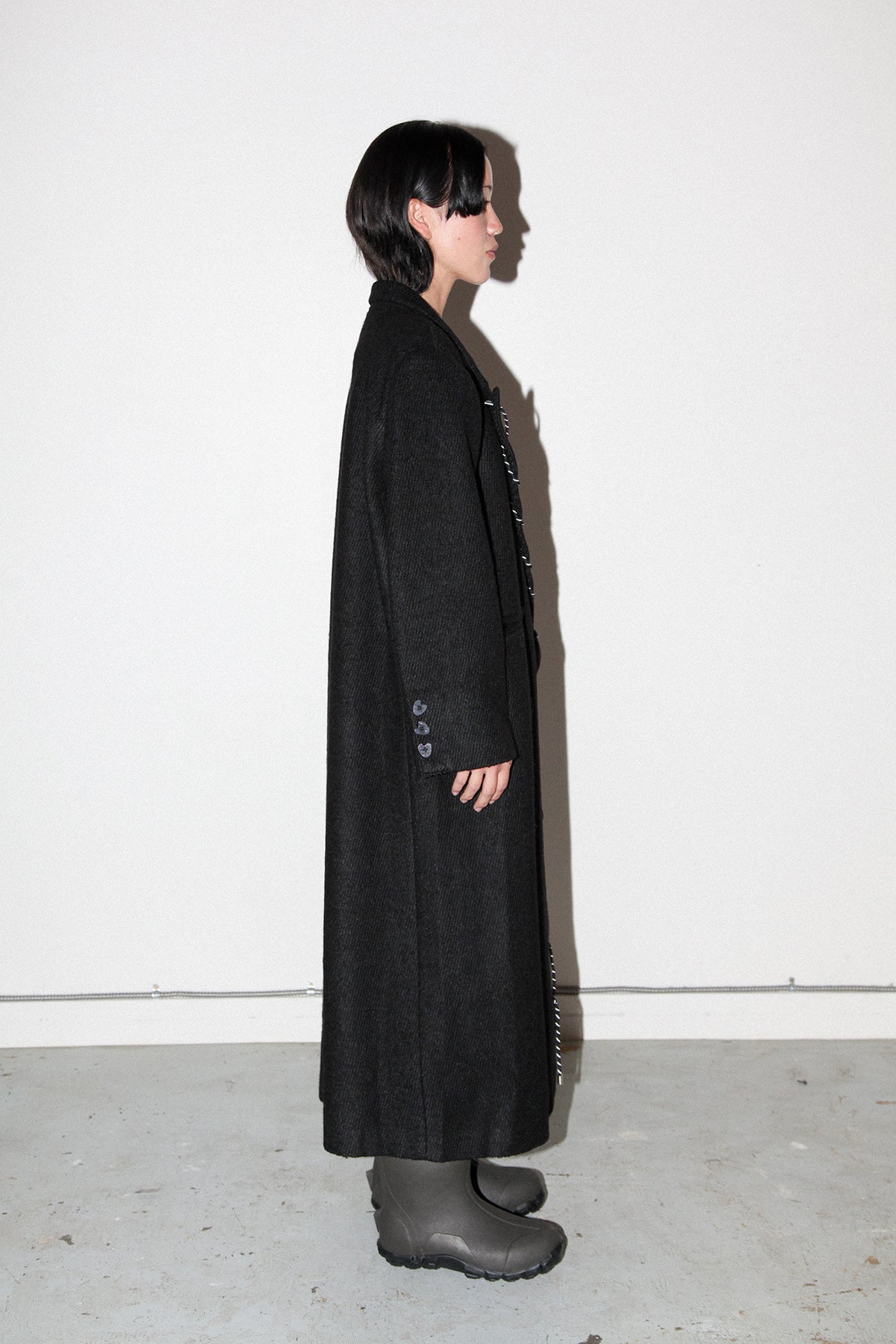 Loop Cord Moss Coat in Onyx