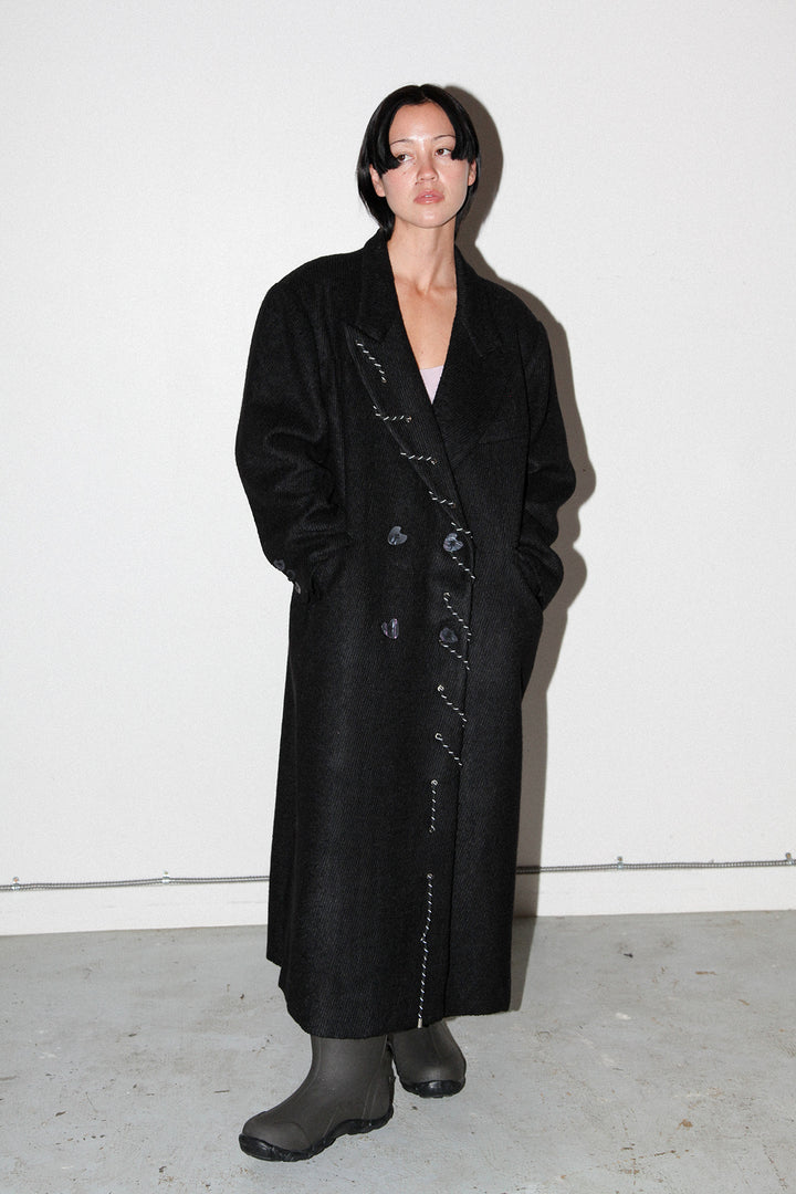 Loop Cord Moss Coat in Onyx