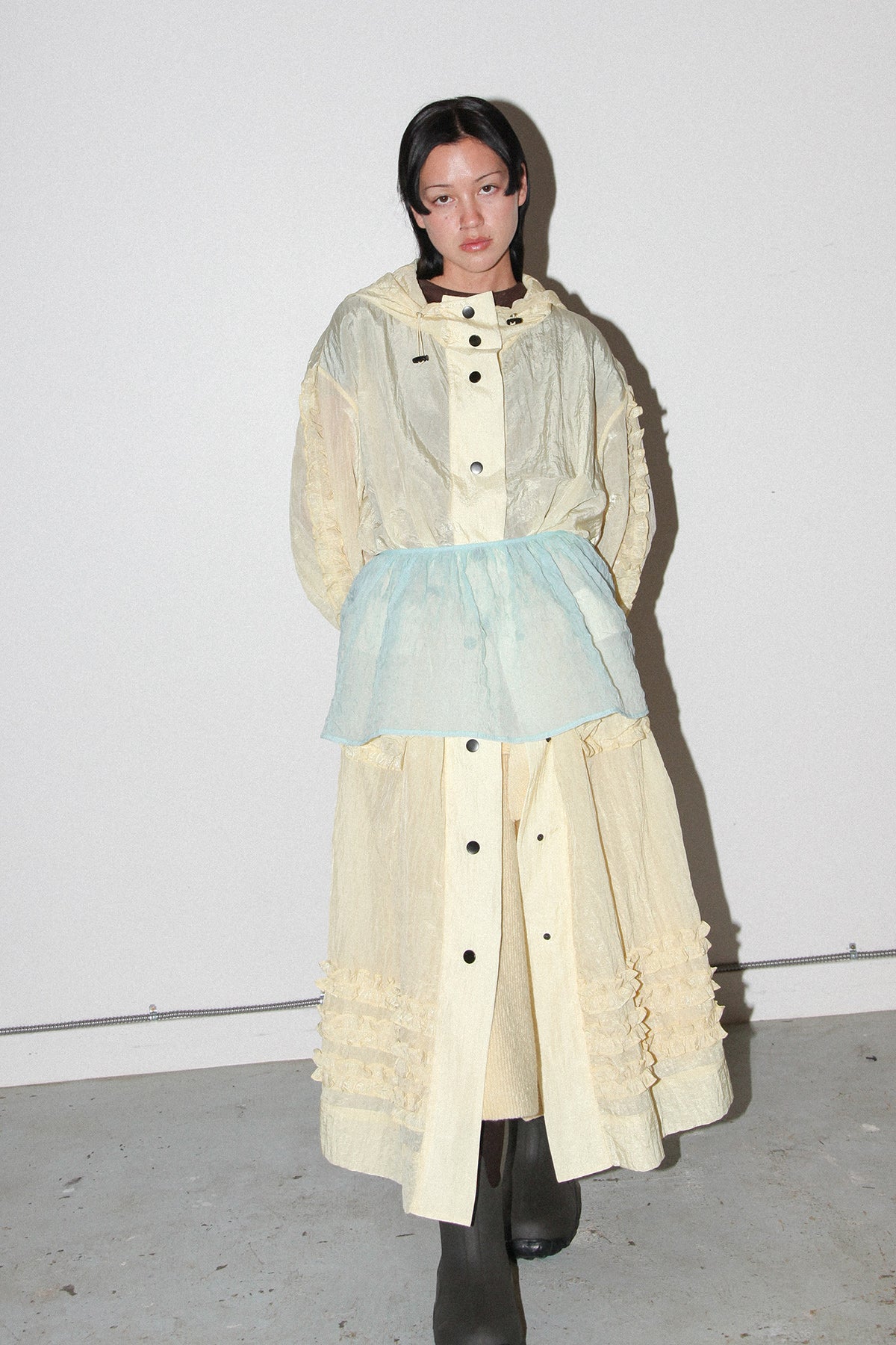 Bubble Peplum Apron in Sky