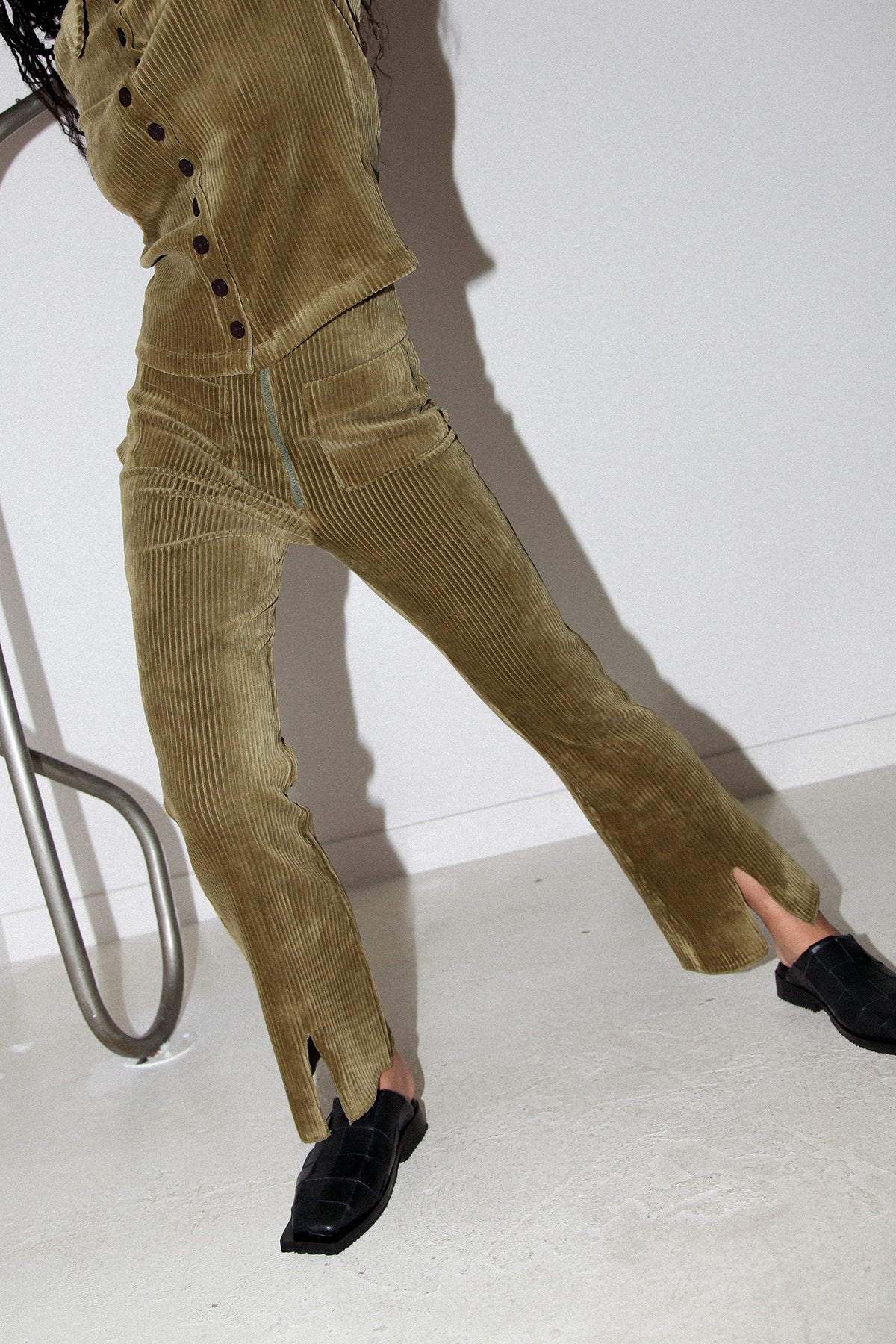 Canyon Scallop Pant in Olive Branch