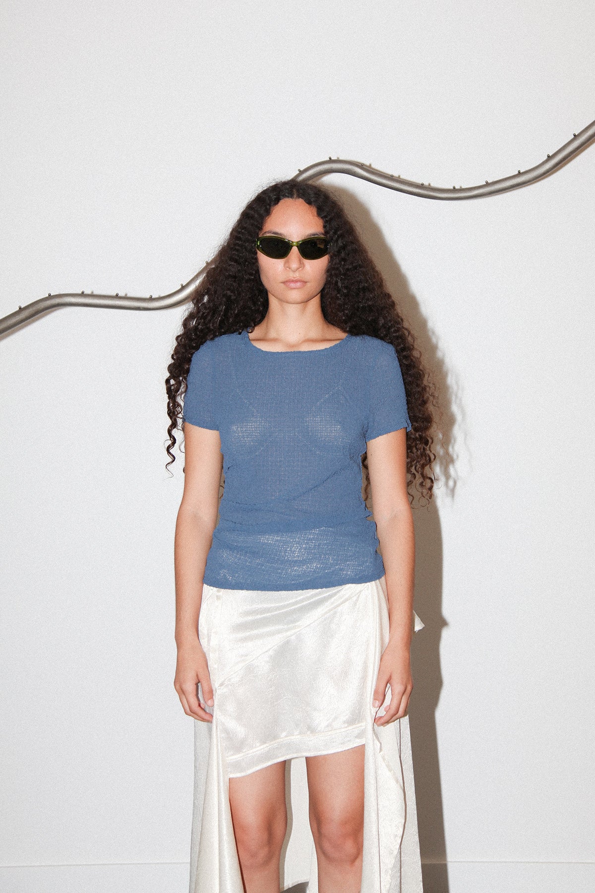 Gauze Ruched Tee in Navy