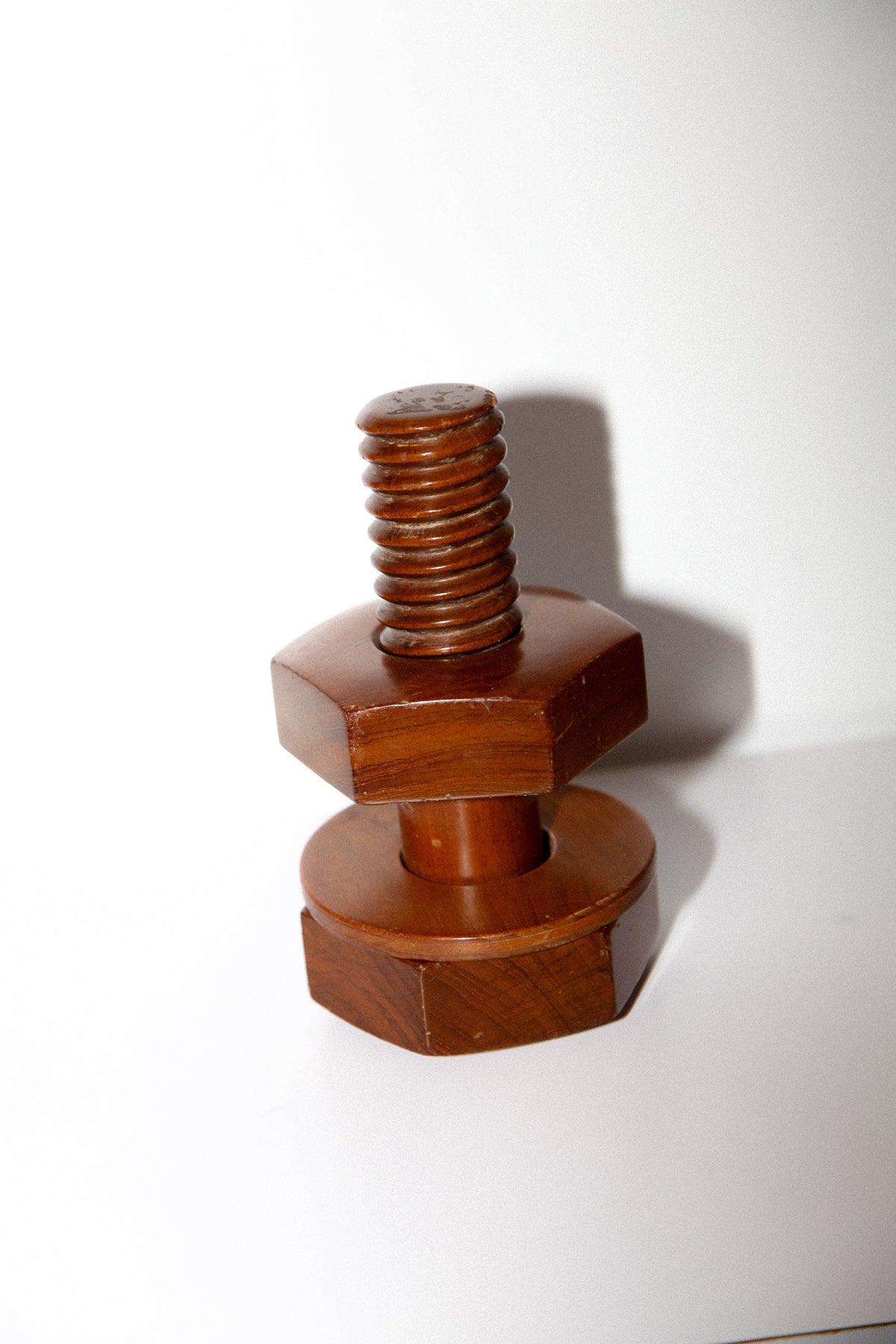 Formas Wooden Screw & Nut Sculpture