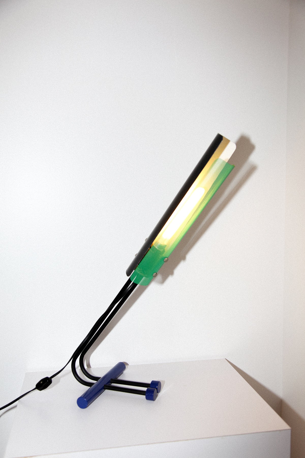Formas Postmodern Table Lamp