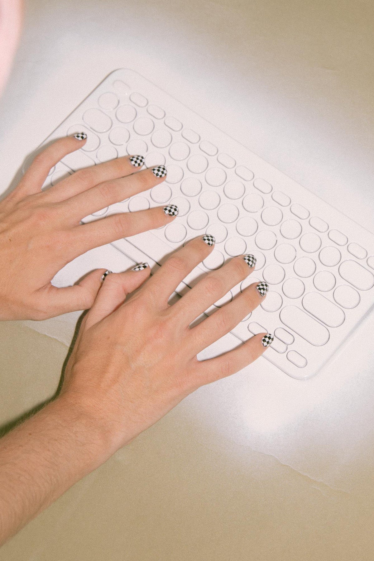 KkCo x ilovecreatives x Sticki Nail Wraps in Black Checker