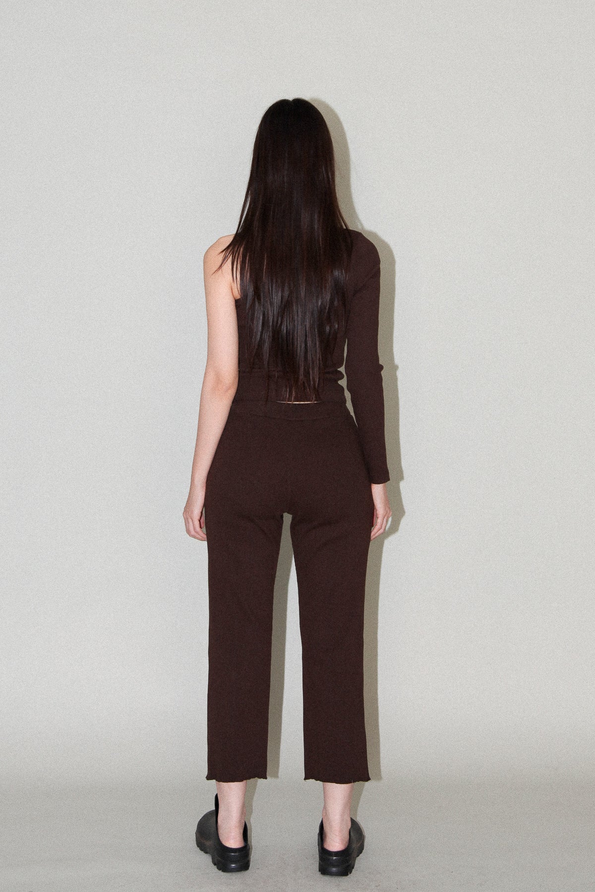 Cropped Rib Lounge Pant in Chocolate