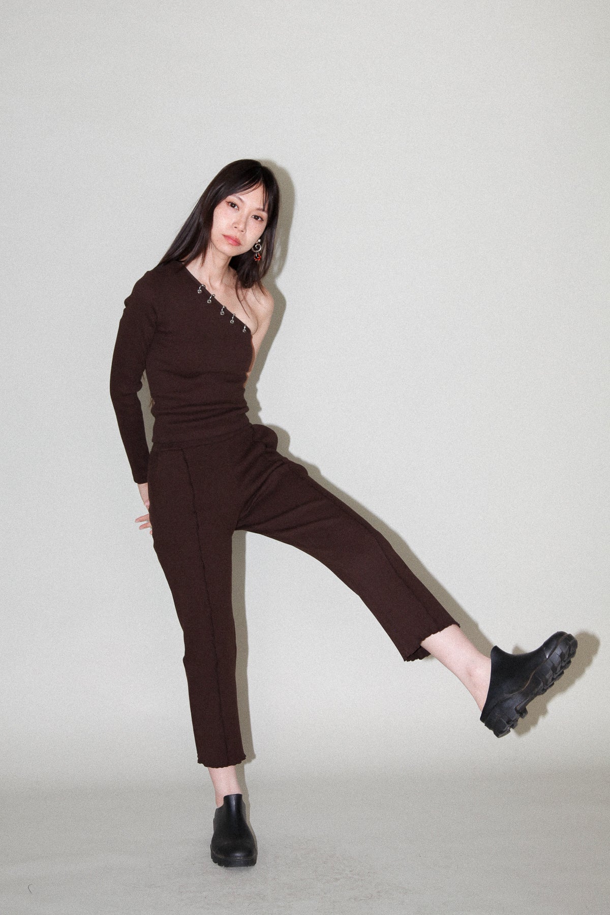 Cropped Rib Lounge Pant in Chocolate