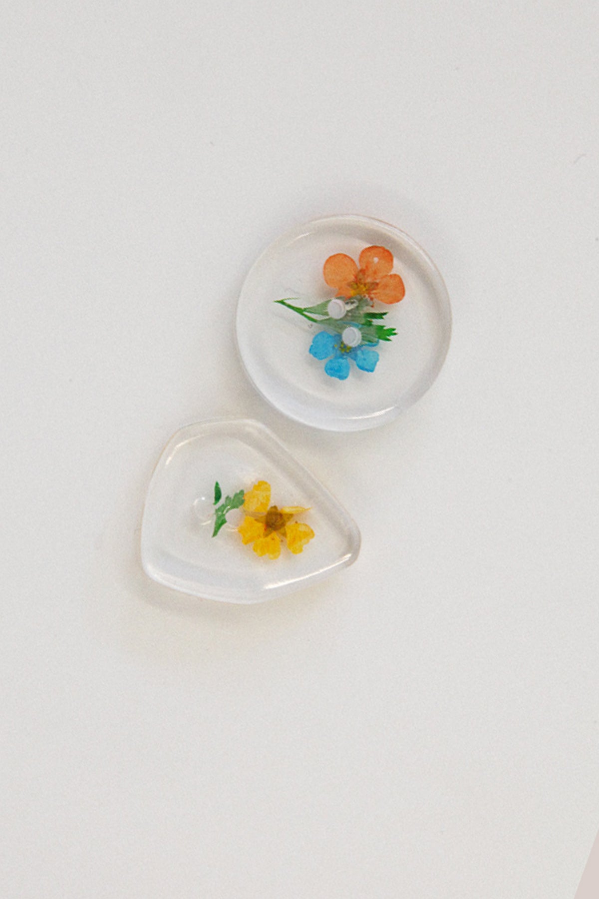 Flower Pressed Lucite Buttons - Mixed